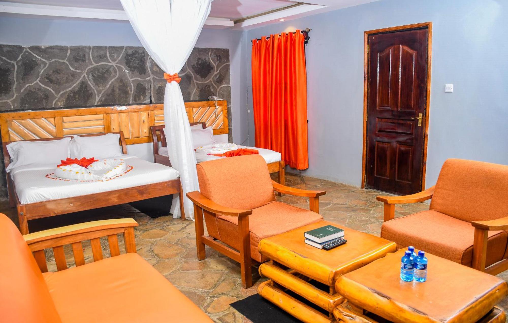 Dovenest Lodge Naivasha Exterior photo